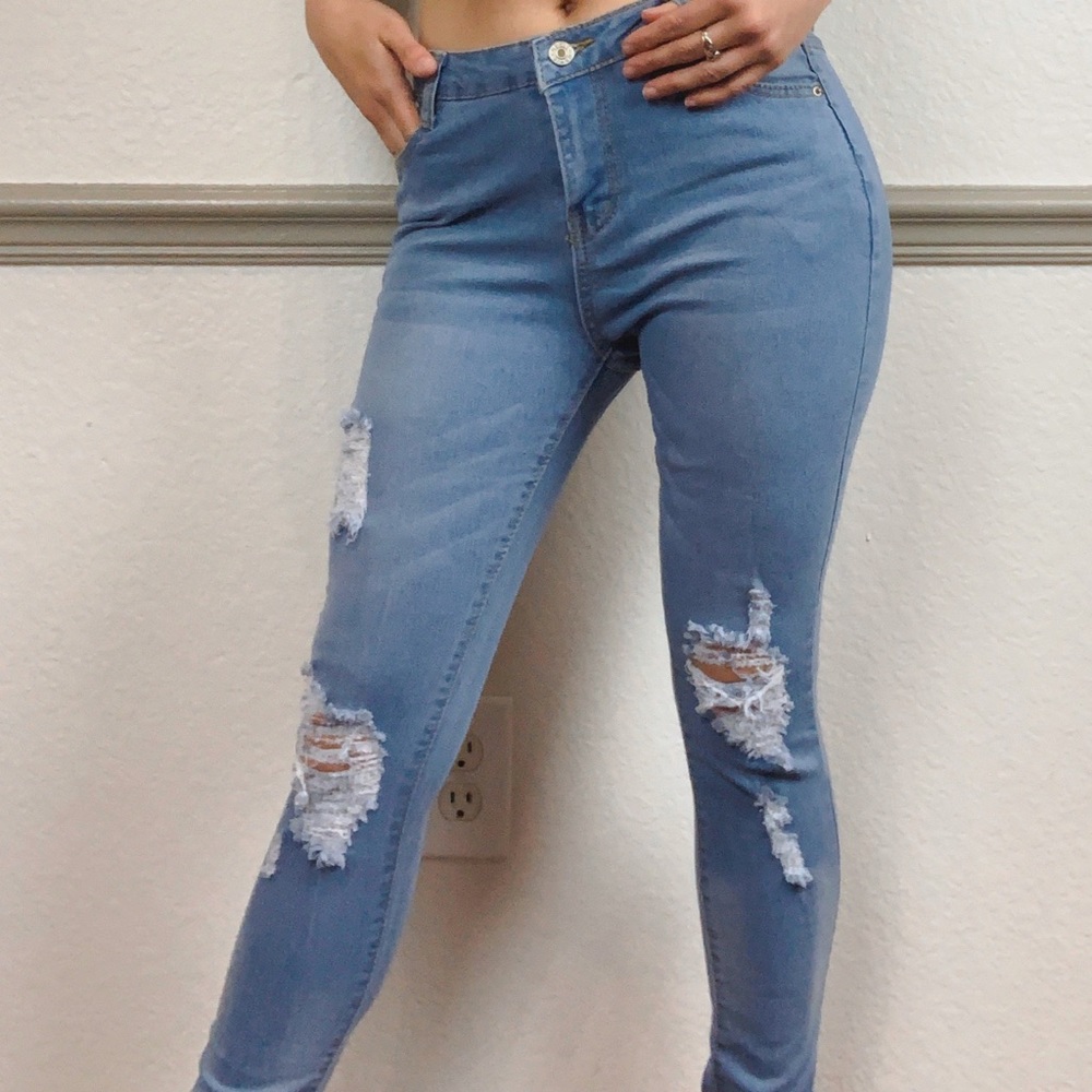 Light Wash YOUNG Distressed Skinny Jeans